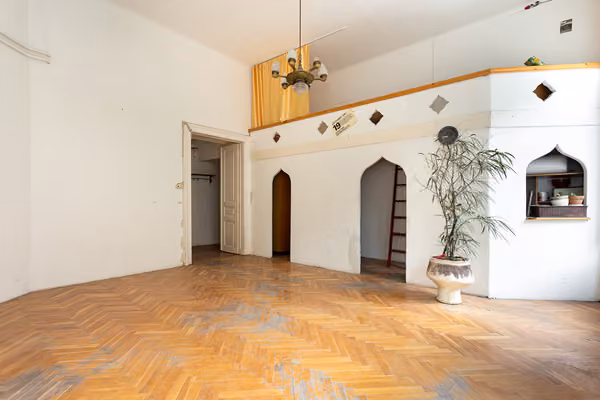 Budai Vár lábánál, impozáns környezetben, 119 nm-es, 3 szobás lakás - Nappali - 38 m² nagyságú