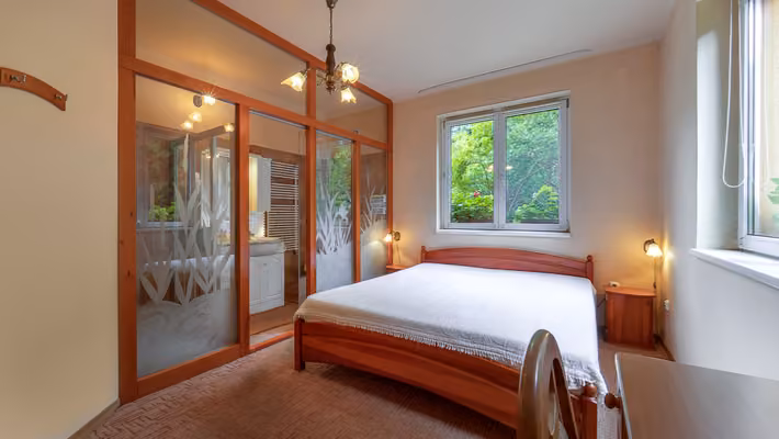 Csömörön luxus ház - Hálószoba - 13 m² nagyságú