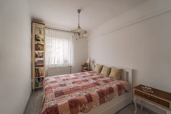 Budapest XIII. kerület – Gömb utcában, kiváló adottságú lakás - Szoba - 10 m² nagyságú